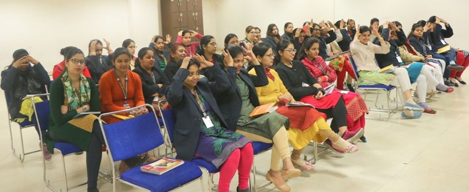 WORKSHOP FOR TEACHERS ON MARMA THERAPY BY Dr. MANISHA DIKSHIT AT THE WISDOM GLOBAL SCHOOL