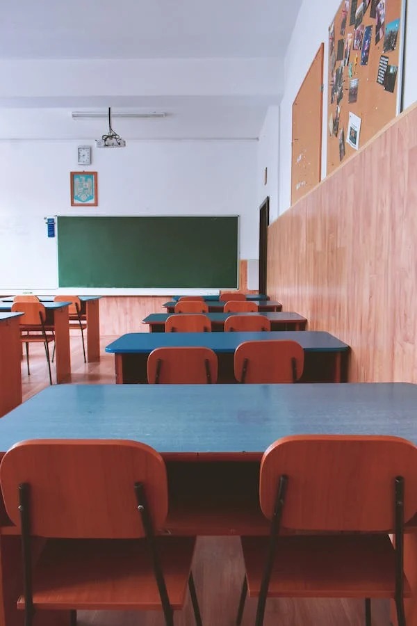 “Concerns Rise Over Unfilled Seats for EWS in Delhi’s Private Schools”
