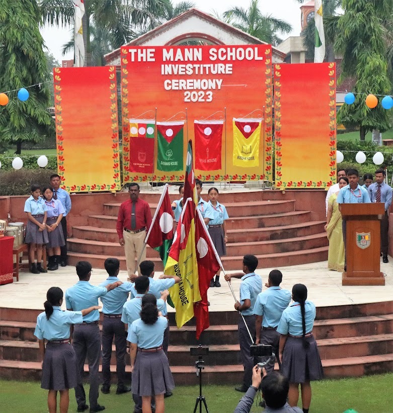 INVESTITURE CEREMONY AT THE MANN SCHOOL